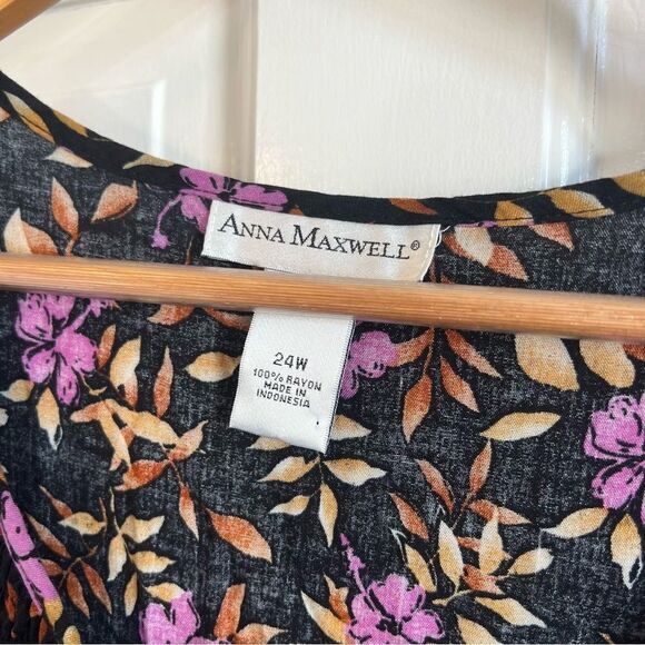 Floral Black and Purple Sleeveless Scoop Neck Maxi Sundress - Picture 5 of 7